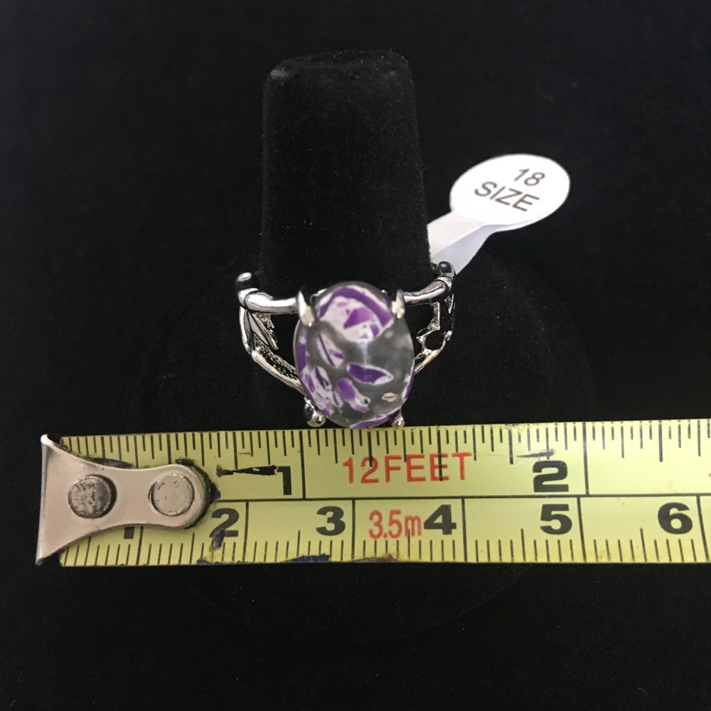 Purple Gray and White Oval Stone Fashion Ring - Picture 6 of 6